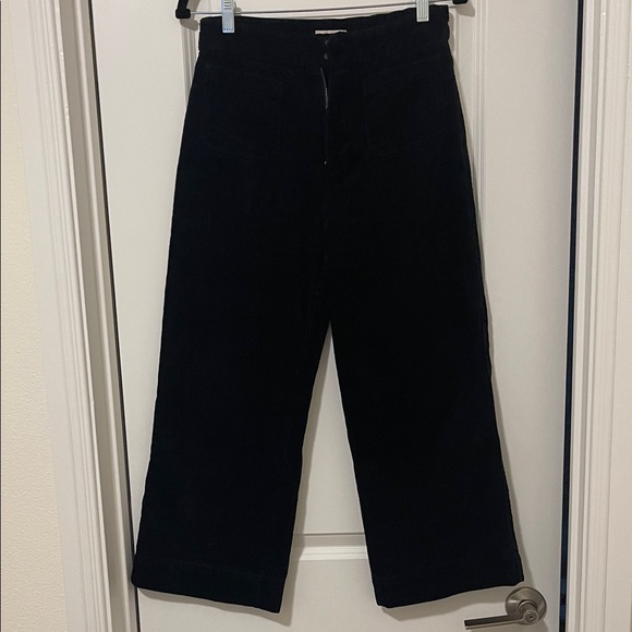 EUC! Marine Layer Dark Navy Corduroy Cropped Trousers, Size 6 - Picture 3 of 5